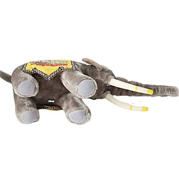 Vintage Barnum & Bailey Circus Elephant Plush Ringling Bros Pink Blanket Tusks - Picture 5 of 6